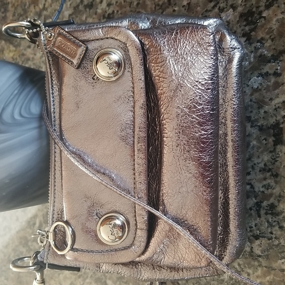 Coach Handbags - Coach Crossbody